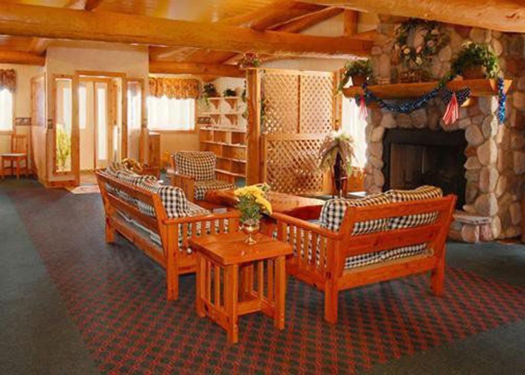 The Pinewood Lodge Au Gres Extérieur photo